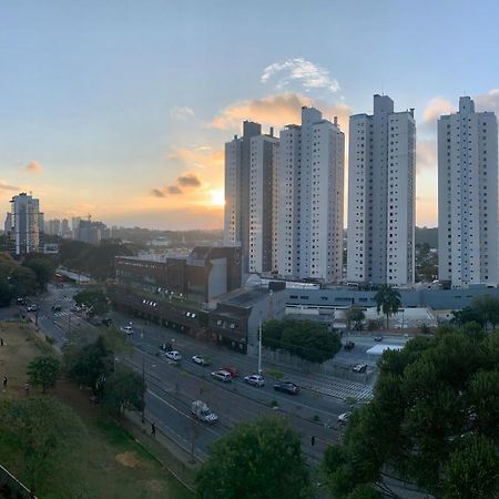 707- Apartamento Encantador, Amplo E Decorado, Quarto, Sala, Cozinha, Mobiliario Moderno, Cozinha Completa Com Utensilios , Excelente Vista Da Cidade E Localizacao Privelegiada No Bairro Bigorrilho Kurytyba Zewnętrze zdjęcie