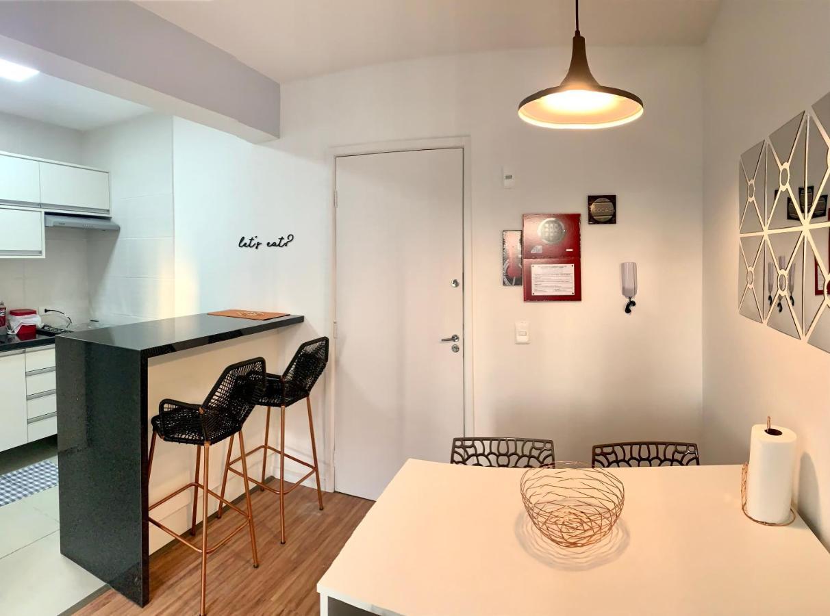 707- Apartamento Encantador, Amplo E Decorado, Quarto, Sala, Cozinha, Mobiliario Moderno, Cozinha Completa Com Utensilios , Excelente Vista Da Cidade E Localizacao Privelegiada No Bairro Bigorrilho Kurytyba Zewnętrze zdjęcie