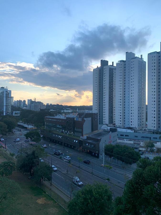 707- Apartamento Encantador, Amplo E Decorado, Quarto, Sala, Cozinha, Mobiliario Moderno, Cozinha Completa Com Utensilios , Excelente Vista Da Cidade E Localizacao Privelegiada No Bairro Bigorrilho Kurytyba Zewnętrze zdjęcie