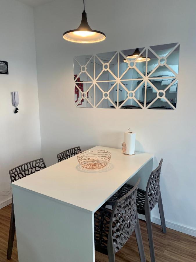 707- Apartamento Encantador, Amplo E Decorado, Quarto, Sala, Cozinha, Mobiliario Moderno, Cozinha Completa Com Utensilios , Excelente Vista Da Cidade E Localizacao Privelegiada No Bairro Bigorrilho Kurytyba Zewnętrze zdjęcie
