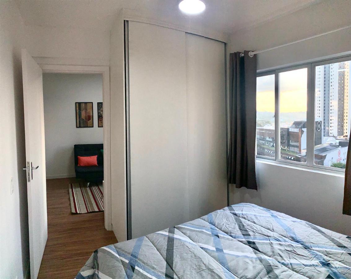 707- Apartamento Encantador, Amplo E Decorado, Quarto, Sala, Cozinha, Mobiliario Moderno, Cozinha Completa Com Utensilios , Excelente Vista Da Cidade E Localizacao Privelegiada No Bairro Bigorrilho Kurytyba Zewnętrze zdjęcie
