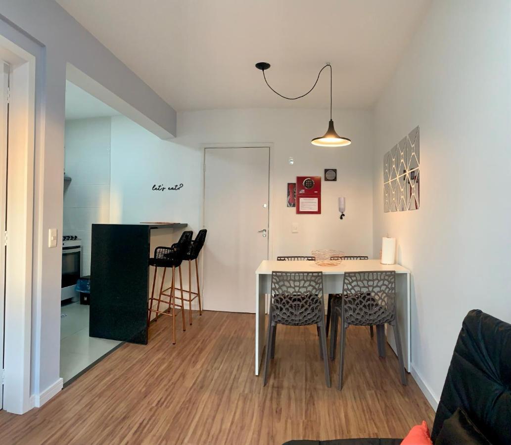 707- Apartamento Encantador, Amplo E Decorado, Quarto, Sala, Cozinha, Mobiliario Moderno, Cozinha Completa Com Utensilios , Excelente Vista Da Cidade E Localizacao Privelegiada No Bairro Bigorrilho Kurytyba Zewnętrze zdjęcie